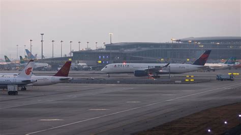 https://iskolarngbataan.com/retrieve_account.|Western airlines were excited about returning to China .